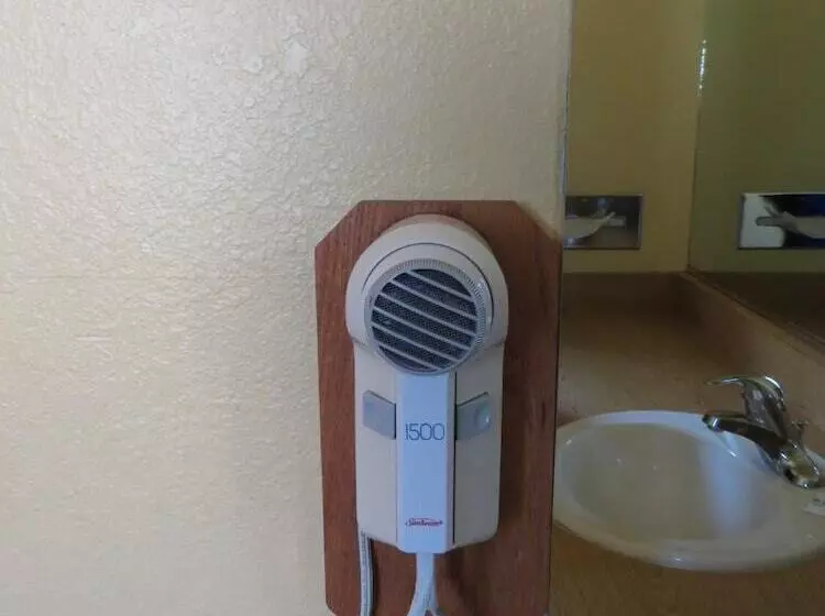 ホテル Scottish Inn Winnemucca