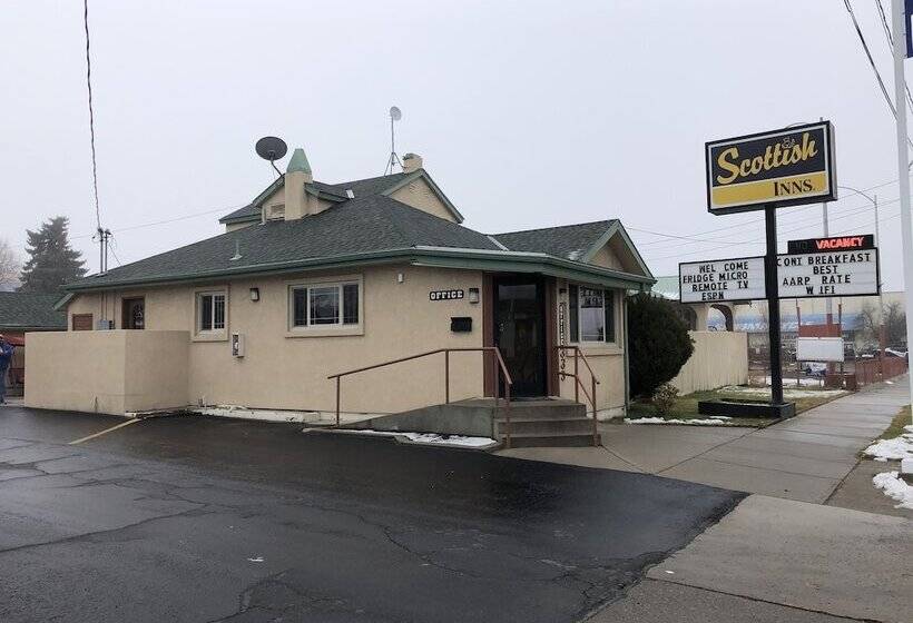 בית מלון כפרי Scottish Inn Winnemucca