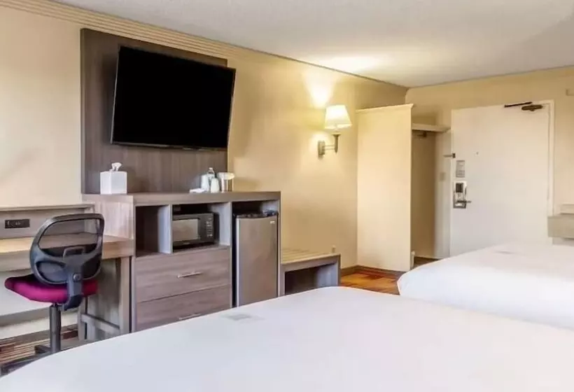 모텔 Countryside Suites Kansas City Independence I 70e Sports Complex