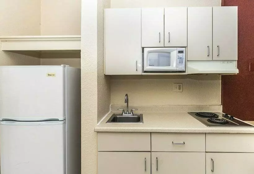 모텔 Countryside Suites Kansas City Independence I 70e Sports Complex