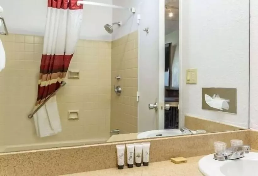 모텔 Countryside Suites Kansas City Independence I 70e Sports Complex