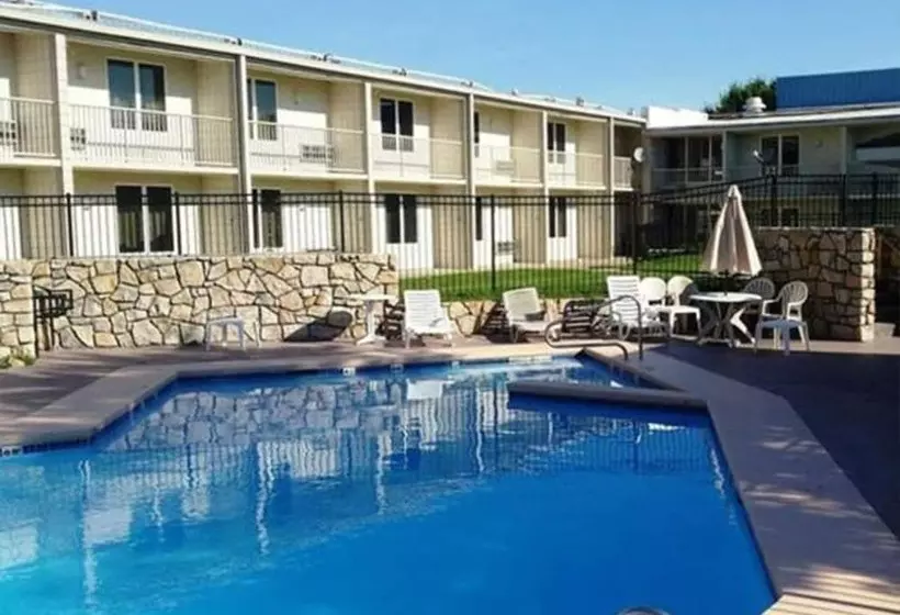 모텔 Countryside Suites Kansas City Independence I 70e Sports Complex