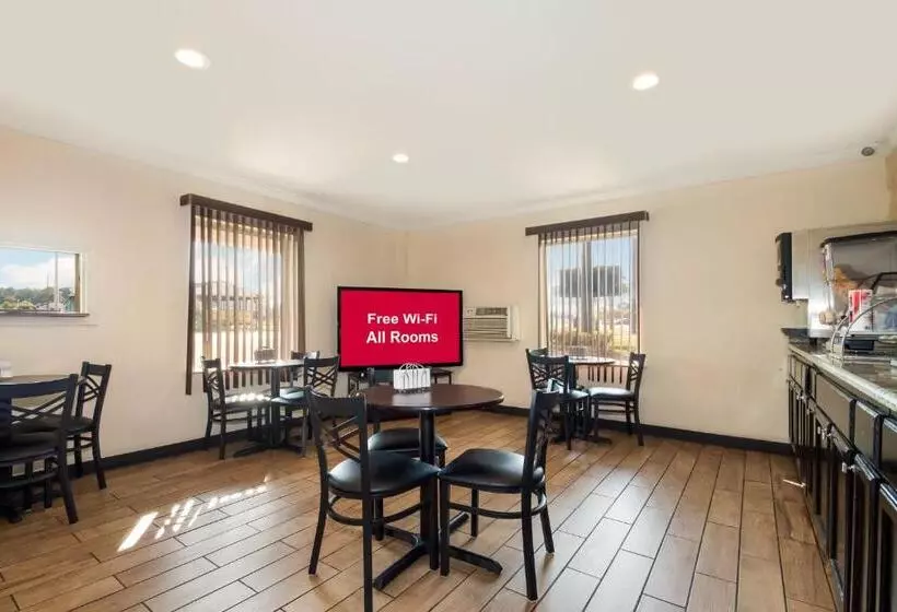 מוטל Red Roof Inn Santee