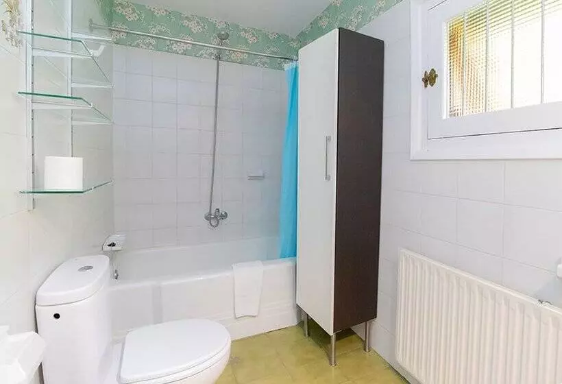 Apartamentos Escarrilla 3000