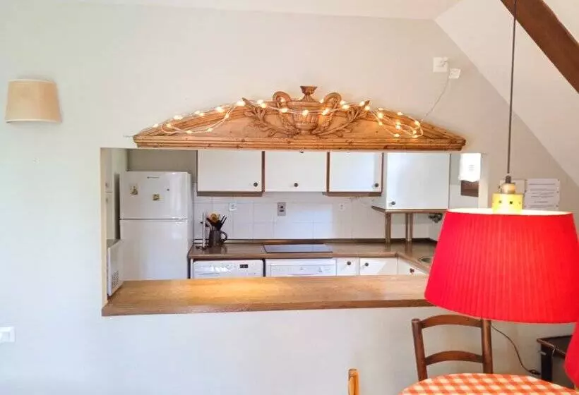 Apartamentos Escarrilla 3000