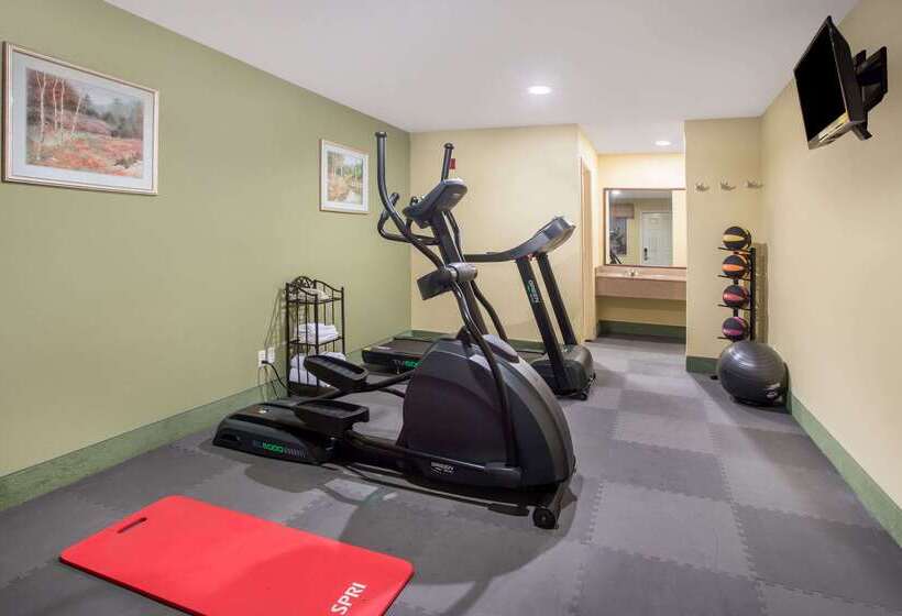 Отель Days Inn By Wyndham Abbeville