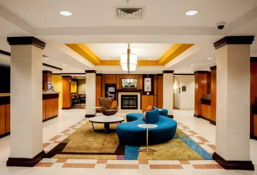 Отель Fairfield Inn & Suites Clovis