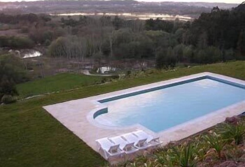 ホテル Quinta Do Louredo