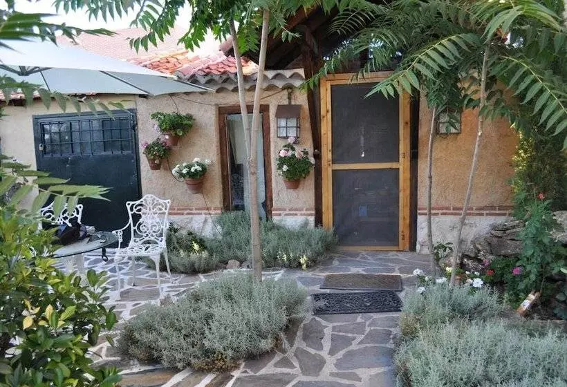 هتل روستایی Hospedium Hacienda Las Cavas
