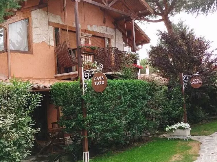 هتل روستایی Hospedium Hacienda Las Cavas