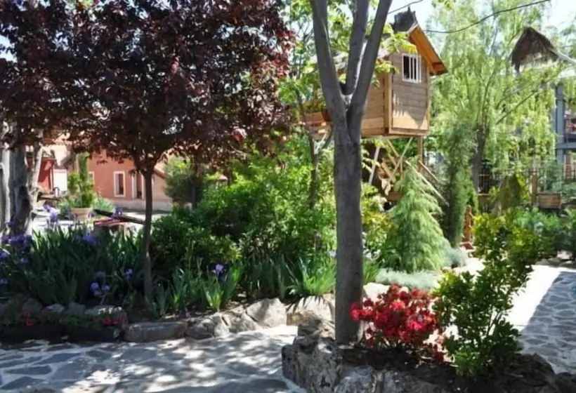 هتل روستایی Hospedium Hacienda Las Cavas