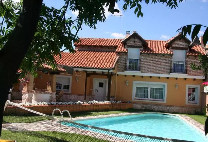 هتل روستایی Hospedium Hacienda Las Cavas