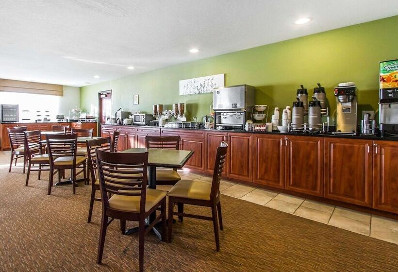 בית מלון כפרי Sleep Inn & Suites Pleasant Hill  Des Moines