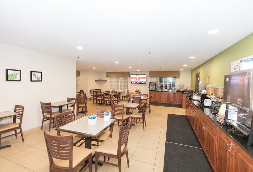 בית מלון כפרי Sleep Inn & Suites Pleasant Hill  Des Moines