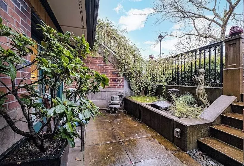 فندق The Orenco Station