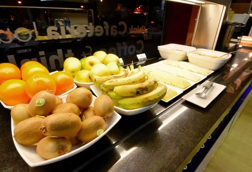 酒店 Uve Alcobendas