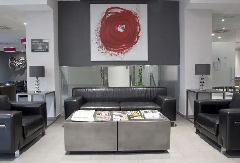 Hotelli uVe Alcobendas
