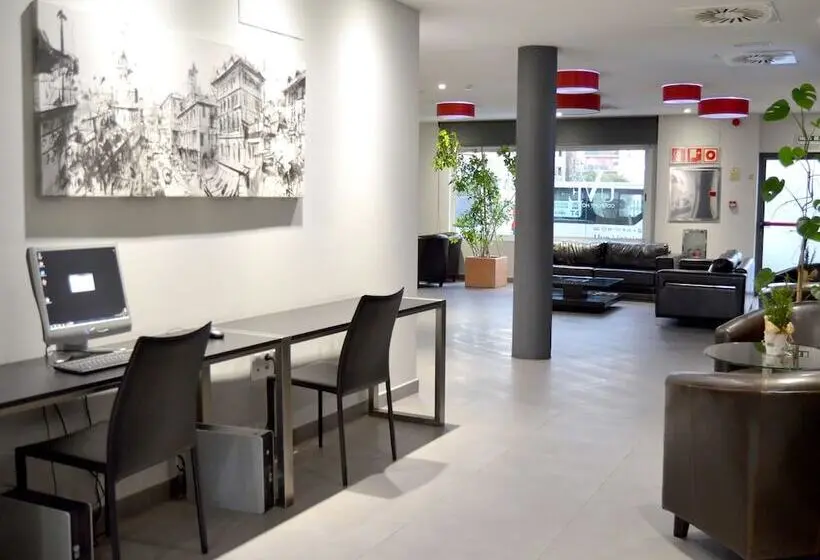 Hotelli uVe Alcobendas