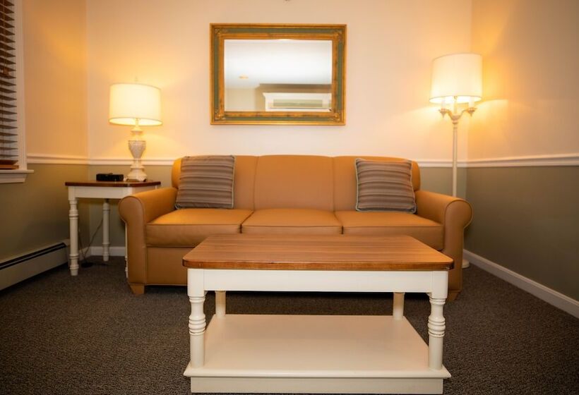 Innseason Resorts The Falls At Ogunquit