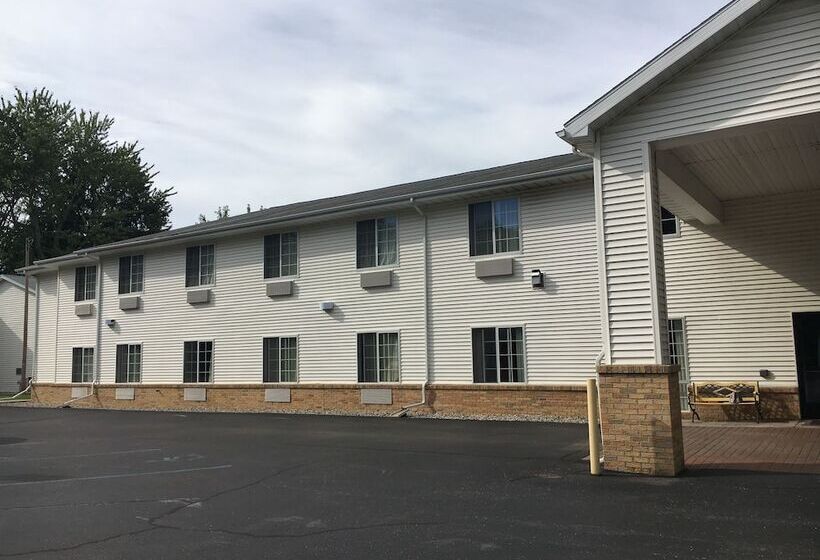 Мотель Budget Host Inn