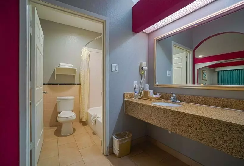 모텔 Bliss Kemah Boardwalk By OYO