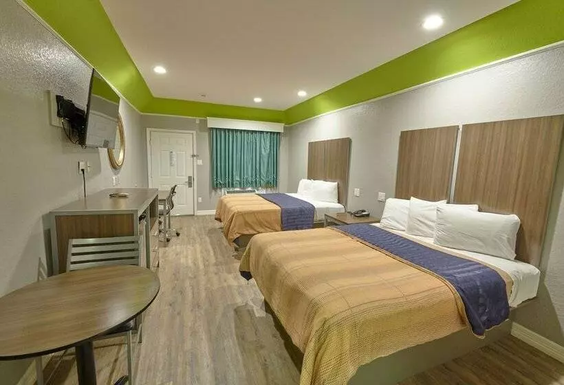 모텔 Bliss Kemah Boardwalk By OYO