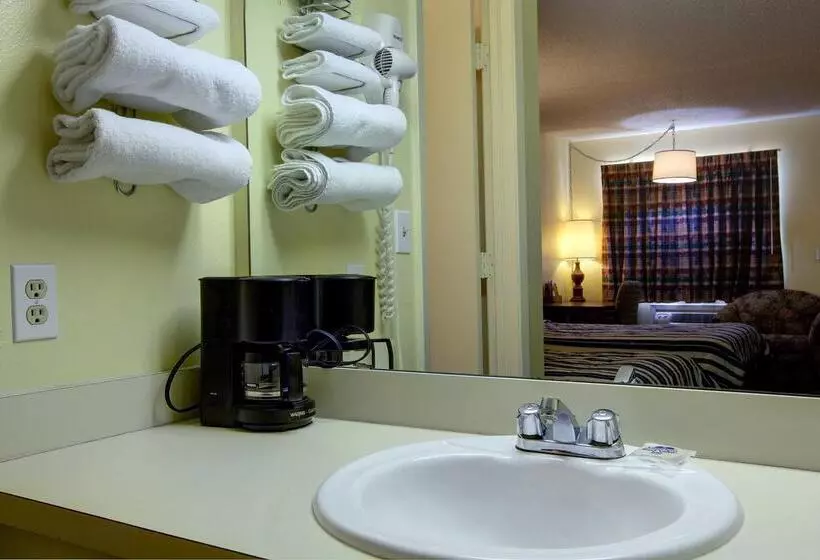 호텔 Americas Best Value Inn Comanche