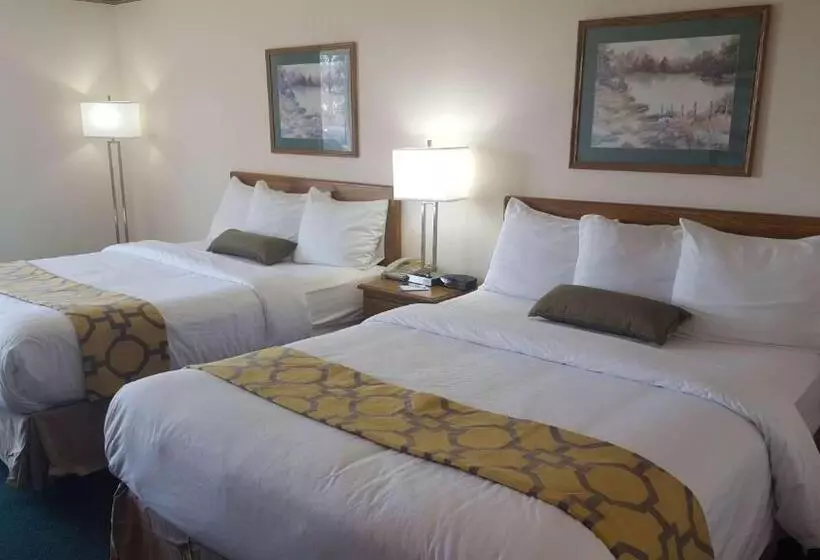 Отель Baymont By Wyndham Limon