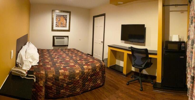 Отель Budget Inn