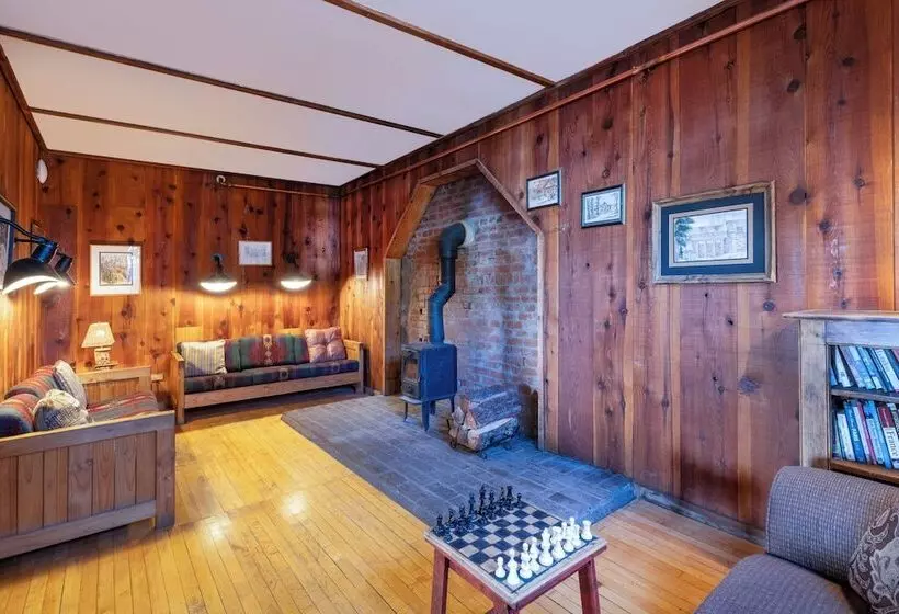 酒店 Clair Tappaan Lodge 