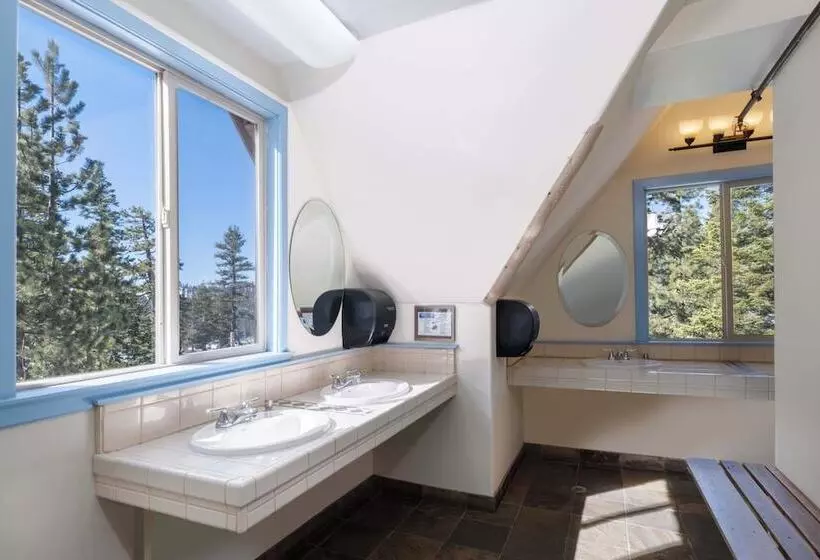 酒店 Clair Tappaan Lodge 