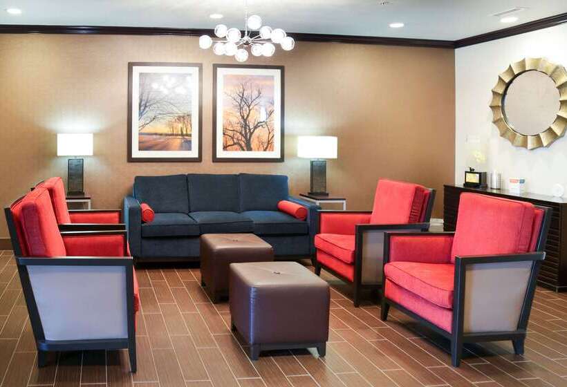 فندق Comfort Inn & Suites Grinnell Near I80