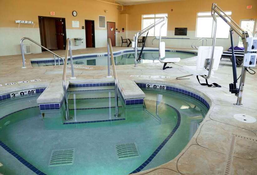 فندق Comfort Inn & Suites Grinnell Near I80