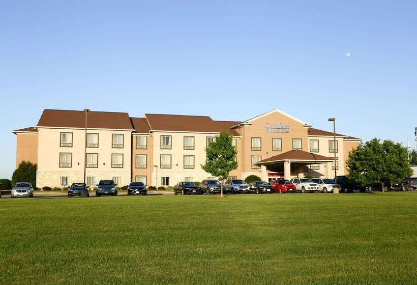 فندق Comfort Inn & Suites Grinnell Near I80