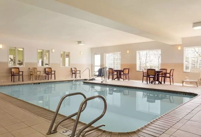 Отель Country Inn & Suites By Radisson, Norman Near University