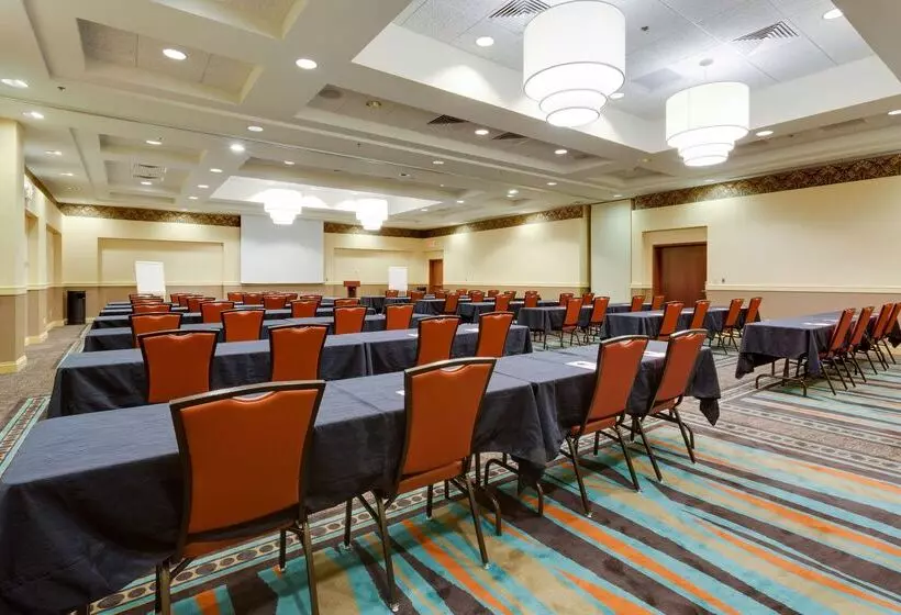 酒店 Drury Inn & Suites Greenville