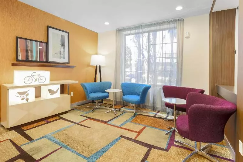 Отель Fairfield Inn & Suites Temecula