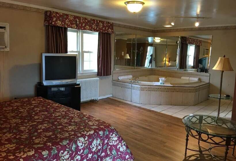 فندق Colonie Inn And Suites