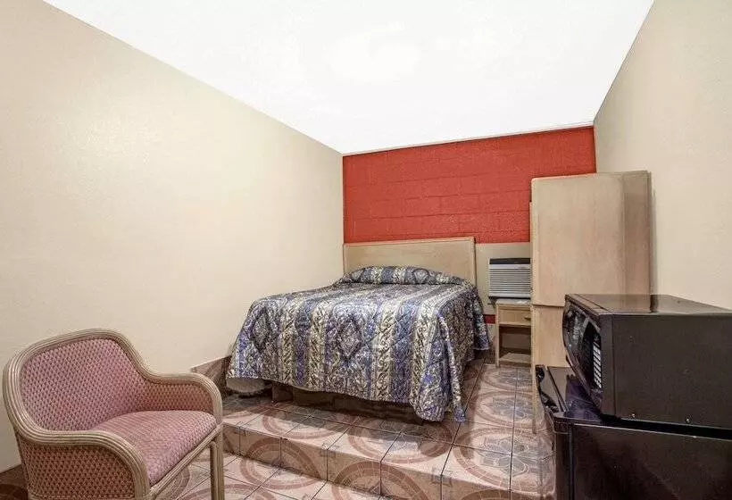 Отель Knights Inn Wildersville