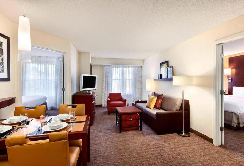 בית מלון כפרי Residence Inn By Marriott Greensboro Airport
