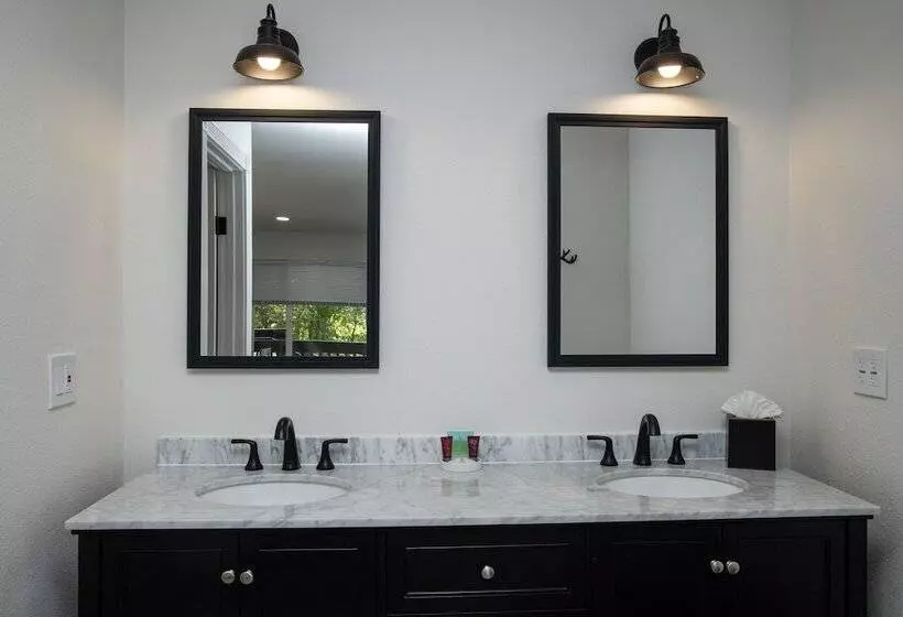 호텔 The Occidental Lodge