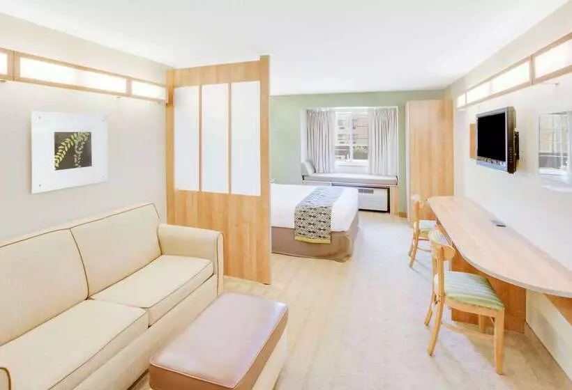 Microtel Inn & Suites By Wyndham Saraland