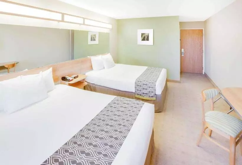 Microtel Inn & Suites By Wyndham Saraland