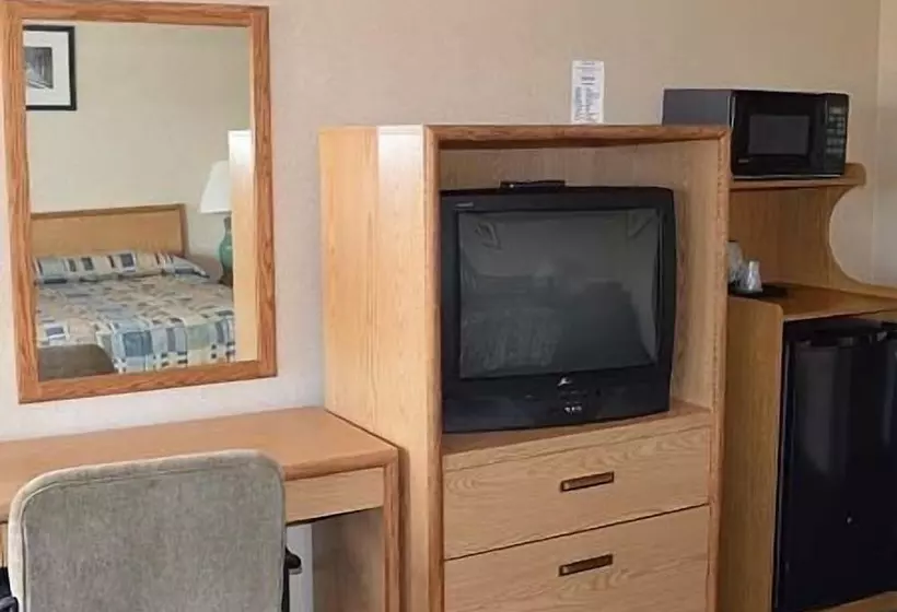 汽车旅馆  Gateway Inn Fairfield