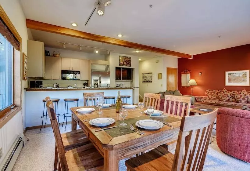 Antlers Lodge By Ski Country Resorts
