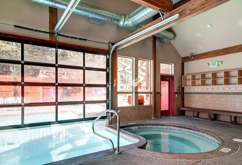 Antlers Lodge By Ski Country Resorts