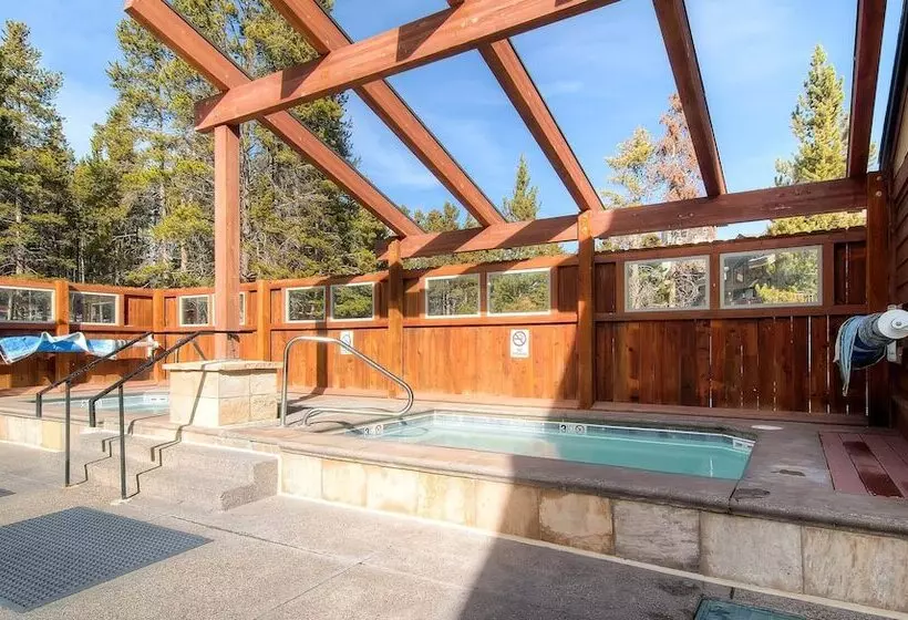 Antlers Lodge By Ski Country Resorts