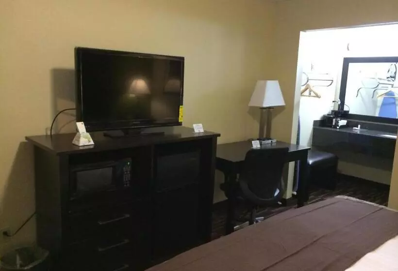 Boarders Inn & Suites By Cobblestone Hotels Ashland City