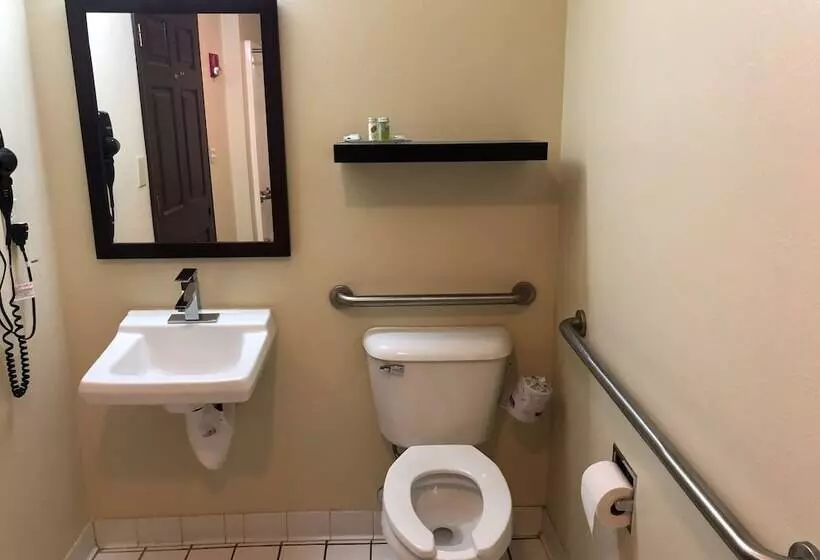 Boarders Inn & Suites By Cobblestone Hotels Ashland City