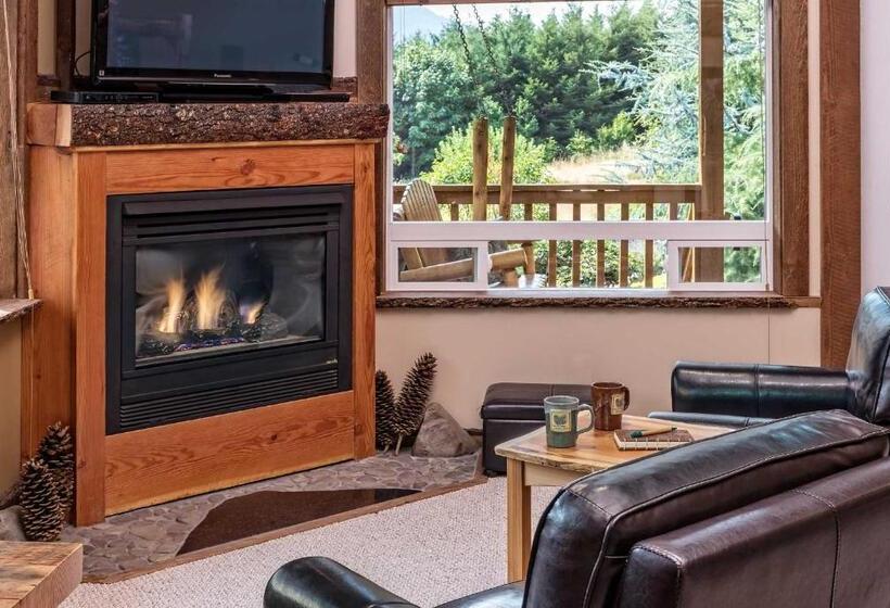 فندق Carson Ridge Luxury Cabins